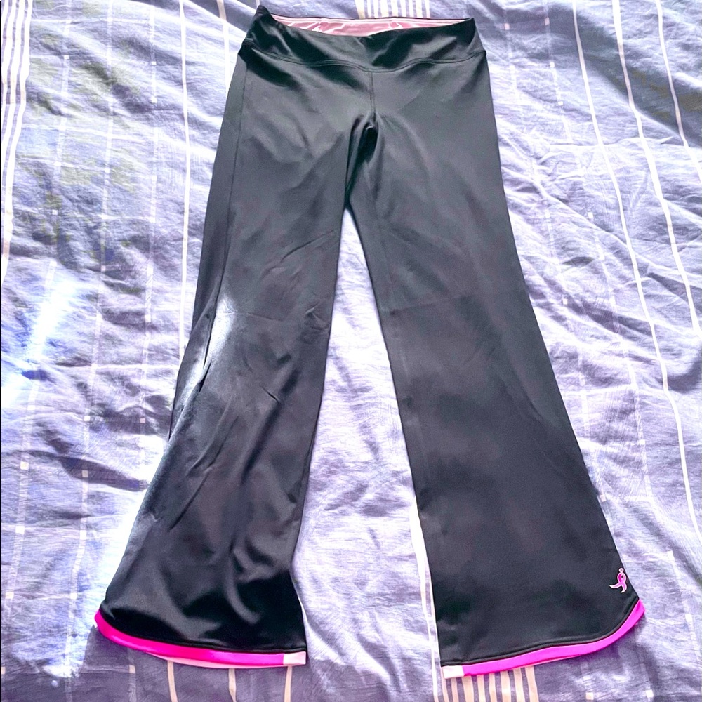 New Balance - Susan G Komen Breast Cancer Awareness Flare Sweatpants [Size M] 💖